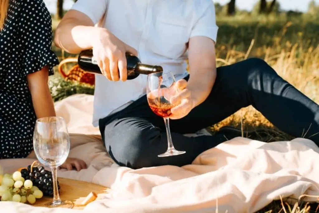 Avis Vivino : analyse et recommandations sur l’application de vin en ligne.